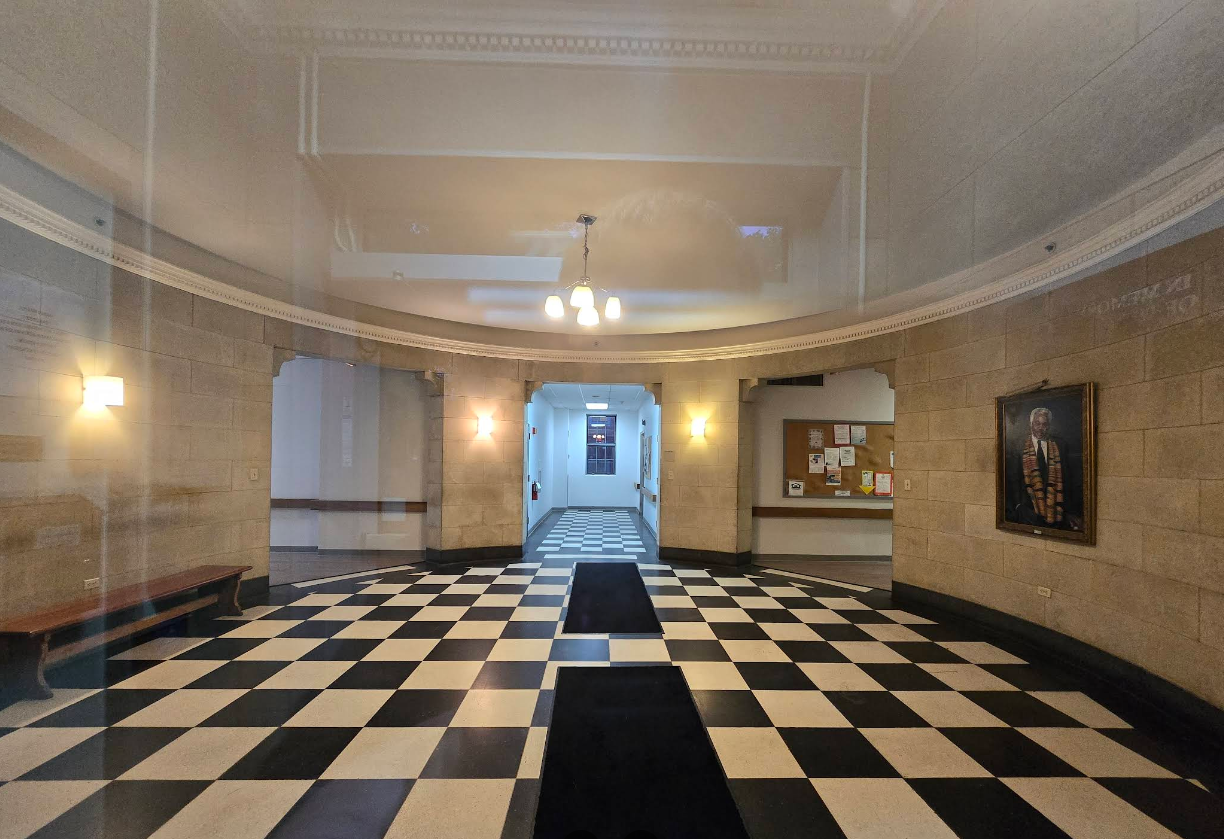 Milliones Manor Photo 3